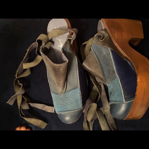 Free People Into The Patchwork Clog - Picture 4 of 5